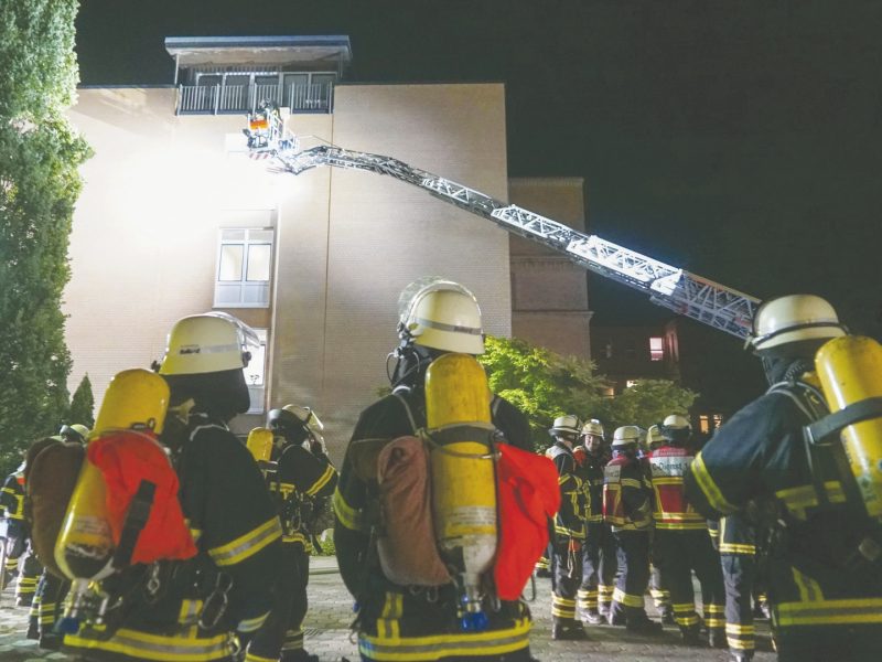 3 وفيات وعشرات الجرحى في حريق بمستشفى في هامبورج ‹ جريدة الوطن