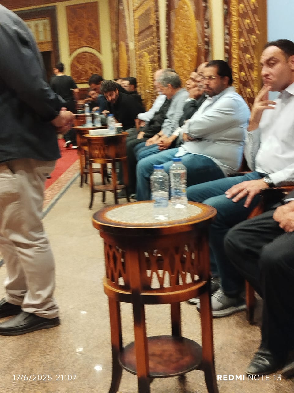 حميد الشاعرى ولطيفة وهاجر الشرنوبي ونور النبوى ومحسن جابر  في عزاء نجل الموسيقار صلاح الشرنوبي (1)