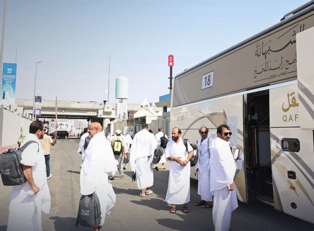 حجاج الدولة يتوافدون إلى مشعر منى لقضاء يوم التروية