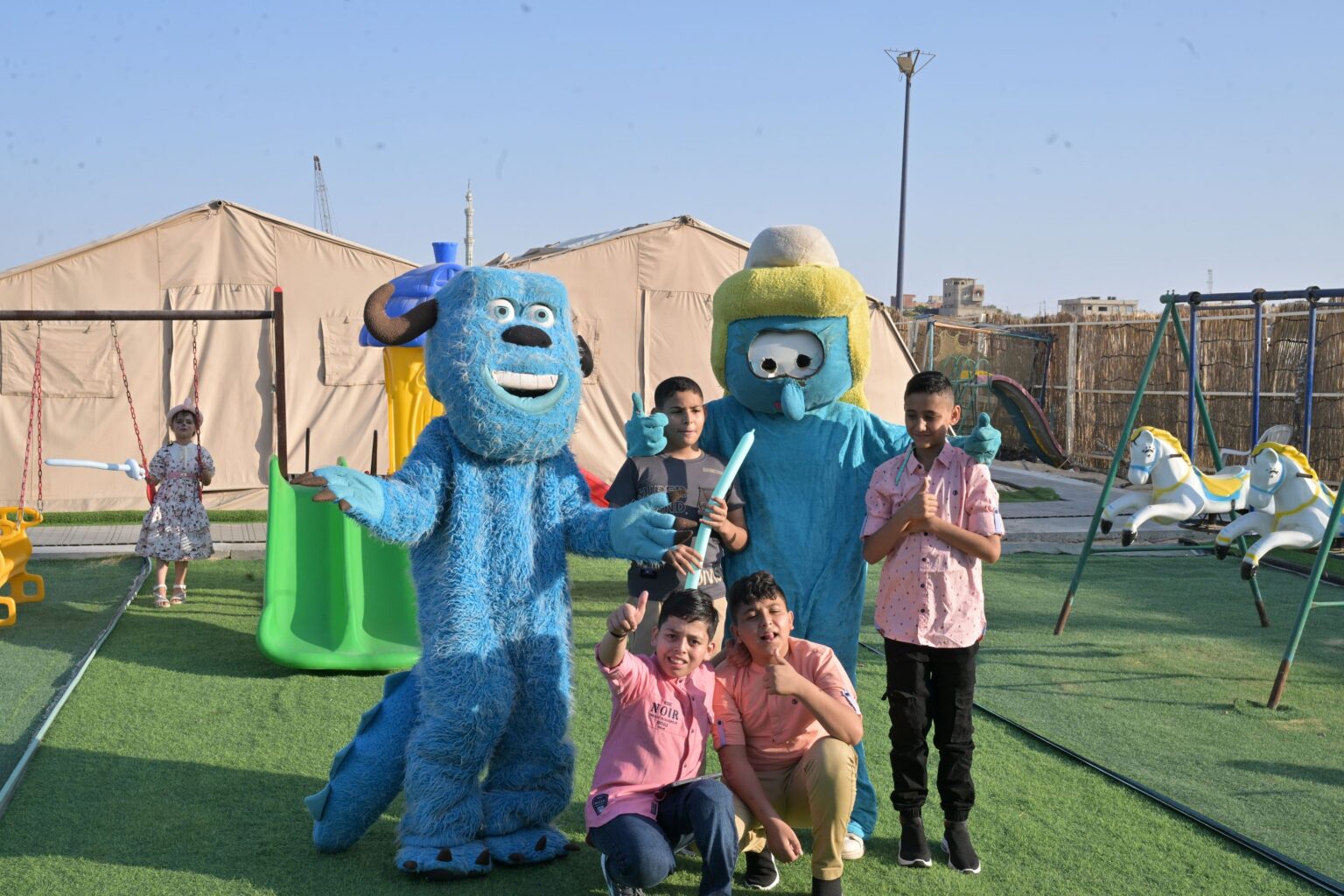 المستشفى الإماراتي العائم في العريش يُنظم احتفالية للمرضى والمرافقين بمناسبة عيد الأضحى المستشفى الإماراتي العائم في العريش يُنظم احتفالية للمرضى والمرافقين بمناسبة عيد الأضحى