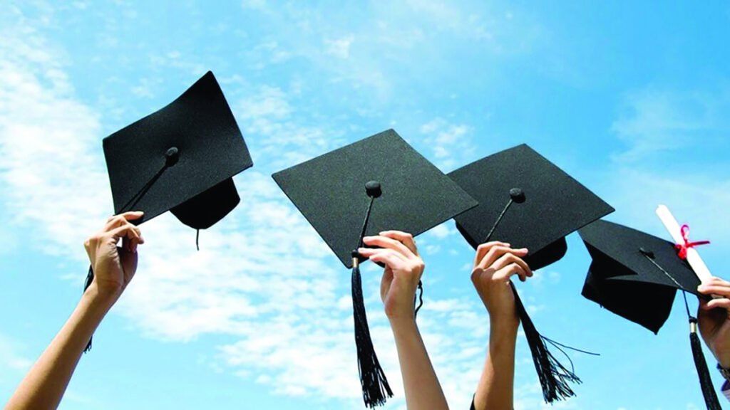 46% من الطلبة المواطنين الدارسين في الخارج على نفقتهم مسجلون بجامعتين فقط