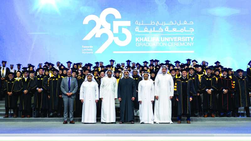 خالد بن محمد يشهد حفل تخريج جامعة خليفة لعام 2025 خالد بن محمد يشهد حفل تخريج جامعة خليفة لعام 2025