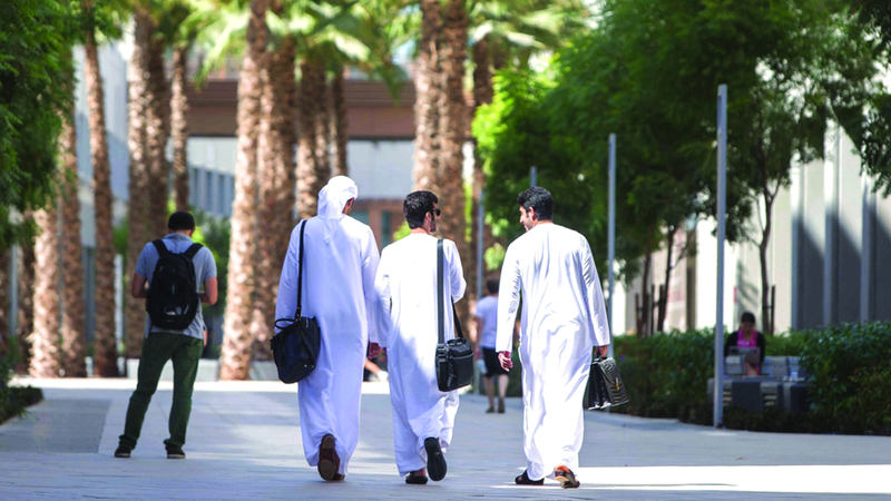 حلول بديلة لدعم الطلبة المواطنين الحاصلين على «لا مانع» حلول بديلة لدعم الطلبة المواطنين الحاصلين على «لا مانع»