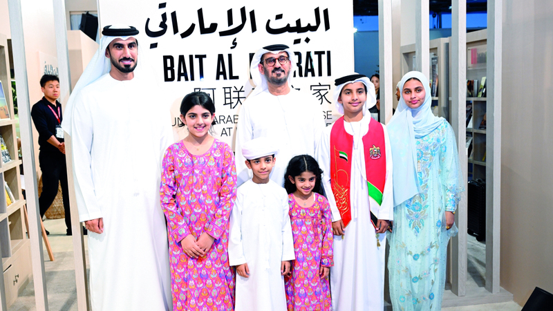 الإمارات في «بكين للكتاب».. جناح وطني يعكس غنى المشهد الثقافي وتنوعه يقدّم جناح دولة الإمارات برنامجاً غنياً يتضمن ندوات نقاشية ولقاءات مهنية وتوقيع اتفاقات تعاون. وام