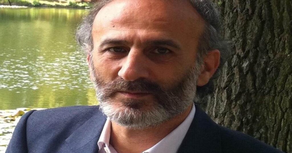 "باريس" عيسى مخلوف: إعادة ابتكار أدب الرحلة