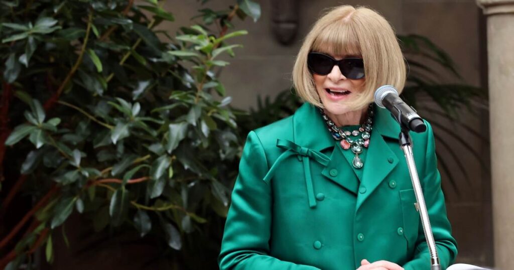 تنحّي رئيسة تحرير”فوغ”…مُلهمة ميريل ستريب في “الشيطان يرتدي برادا” تنحّي رئيسة تحرير"فوغ"...مُلهمة ميريل ستريب في "الشيطان يرتدي برادا"