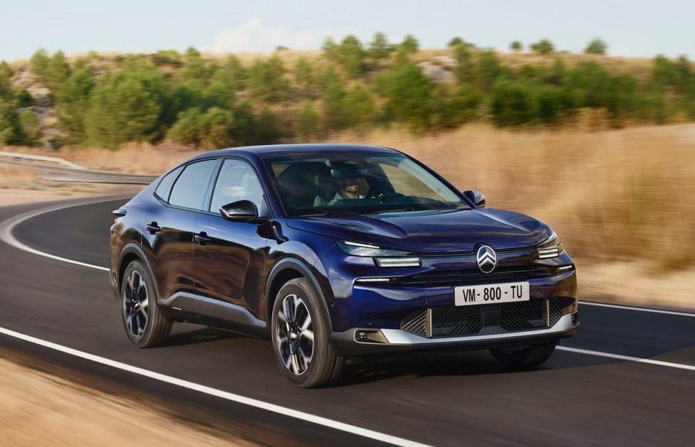 مصر تنتج 28 ألف سيارة سيتروين C4X خلال 4 أعوام.. تصنع محليًا بنسبة مكون 45% ستروين C4X