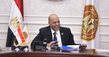 وزير العمل: إجازة عيد الأضحى للعاملين بالقطاع الخاص من 5 لـ9 يونيو