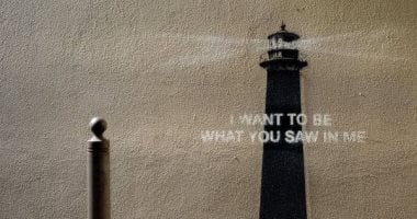 فنان الشارع بانكسى يكشف عن أحدث أعماله فنان الشارع بانكسى يكشف عن أحدث أعماله