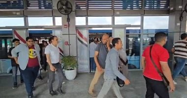 إقبال كبير على الأتوبيس الترددى BRT بعد تشغيل مرحلته الأولى.. صور إقبال كبير على الأتوبيس الترددى BRT بعد تشغيل مرحلته الأولى.. صور