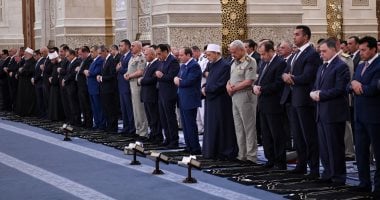 الرئيس السيسى يؤدى صلاة عيد الأضحى بمسجد مصر بالعاصمة الإدارية.. فيديو