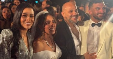 حسن الرداد وبتول عرفة ومدحت العدل ومى فاروق فى حفل زفاف منة القيعى (صور)