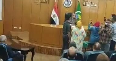 نتيجة الشهادة الإعدادية فى المنيا.. المحافظ يعلن التفاصيل بمؤتمر صحفى.. مباشر