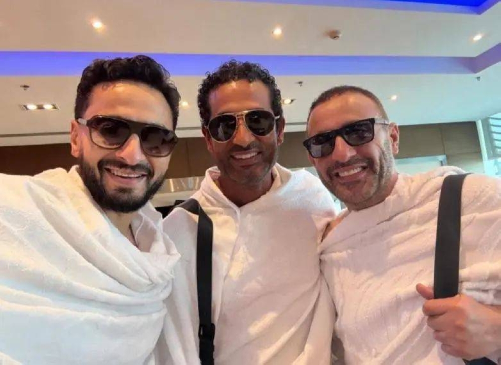 شاركوا متابعيهم لحظات من رحلتهم.. فنانون يتوجهون لأداء مناسك الحج – أخبار السعودية شاركوا متابعيهم لحظات من رحلتهم.. فنانون يتوجهون لأداء مناسك الحج - أخبار السعودية