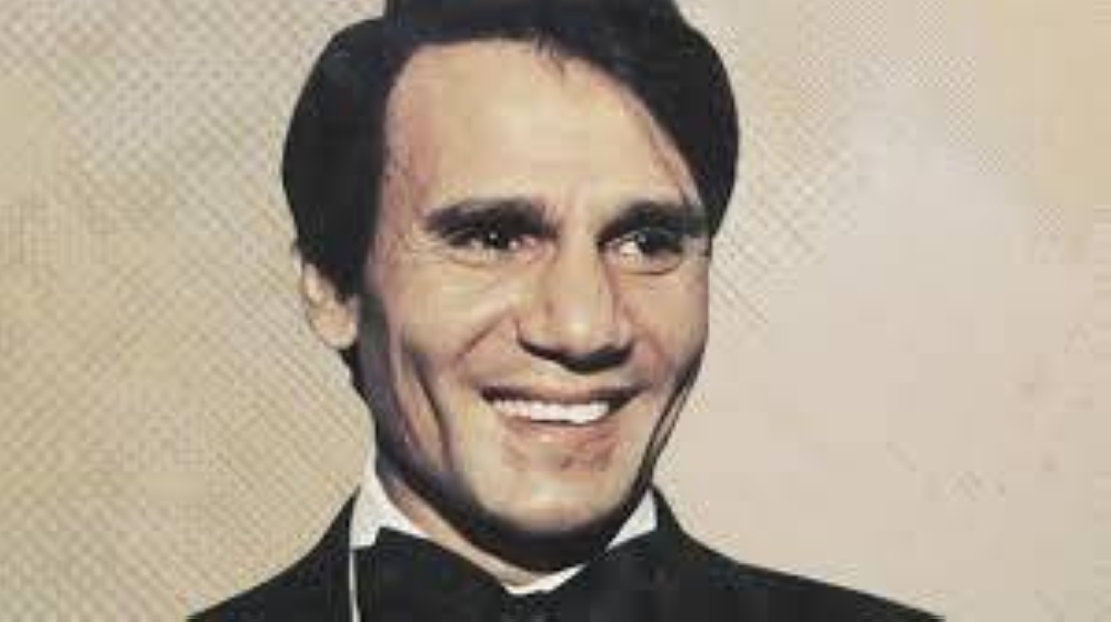 "الهولوجرام" تعدّى على الحقوق.. أسرة العندليب: سنلجأ للقضاء ونطالب بإقالة مدير «موازين» - أخبار السعودية