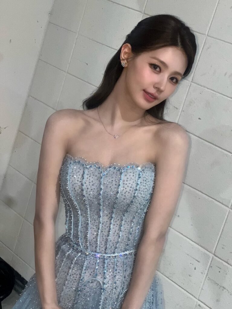 250621 التحديث الرسمي - MC Miyeon في حفل توزيع جوائز Seoul 34 Seoul