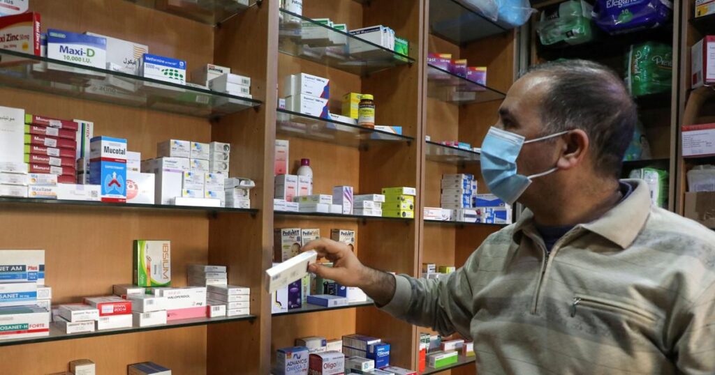 لبنان يفكك شبكة تهريب أدوية بين أعضائها مسؤولون كبار