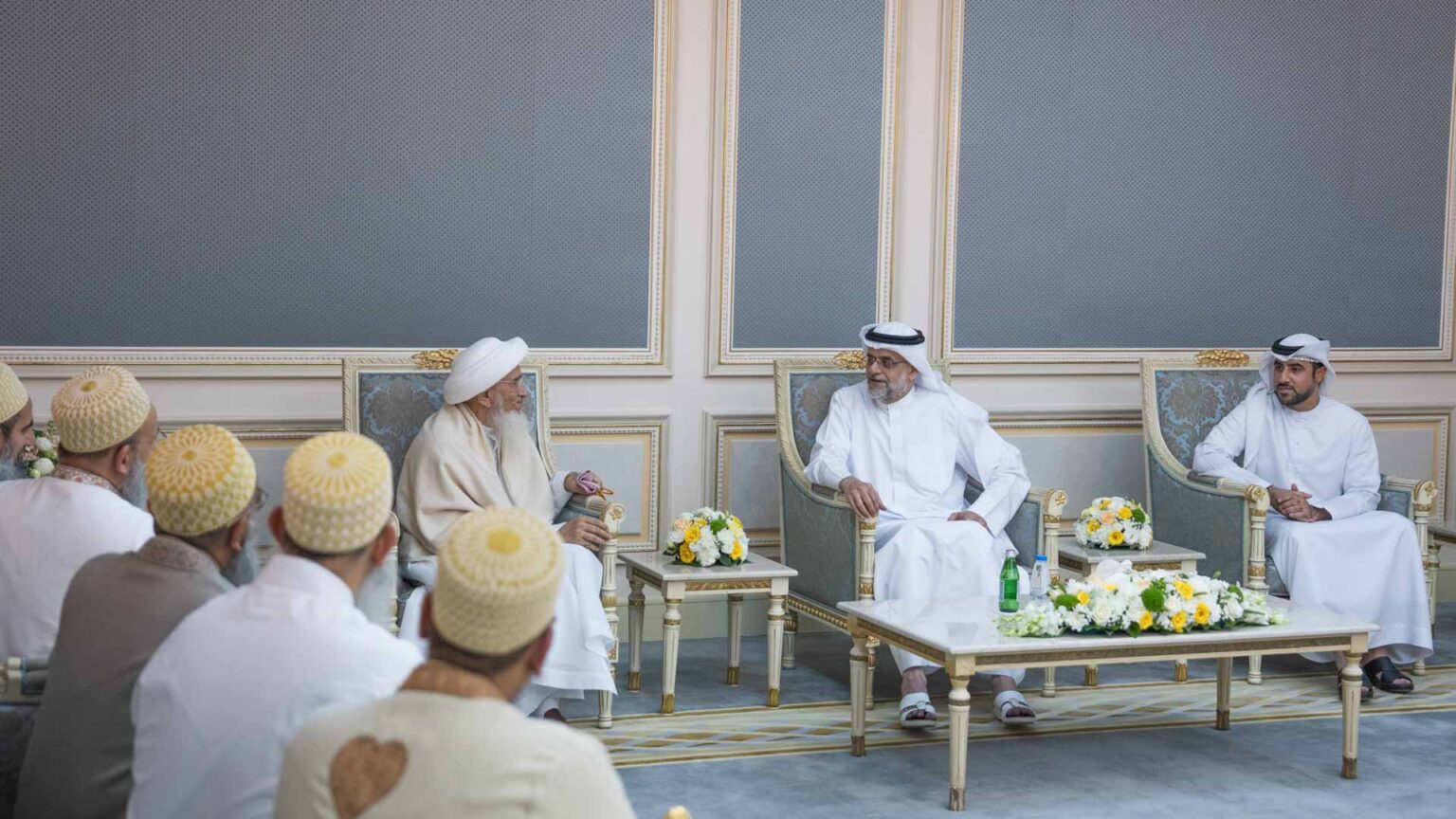 ولي عهد الشارقة يستقبل سلطان طائفة البُهرة ولي عهد الشارقة يستقبل سلطان طائفة البُهرة