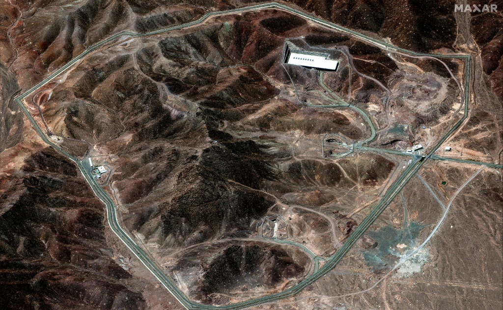 ايران اتخذت "الاجراءات اللازمة" لمواصلة برنامجها النووي (مسؤول)