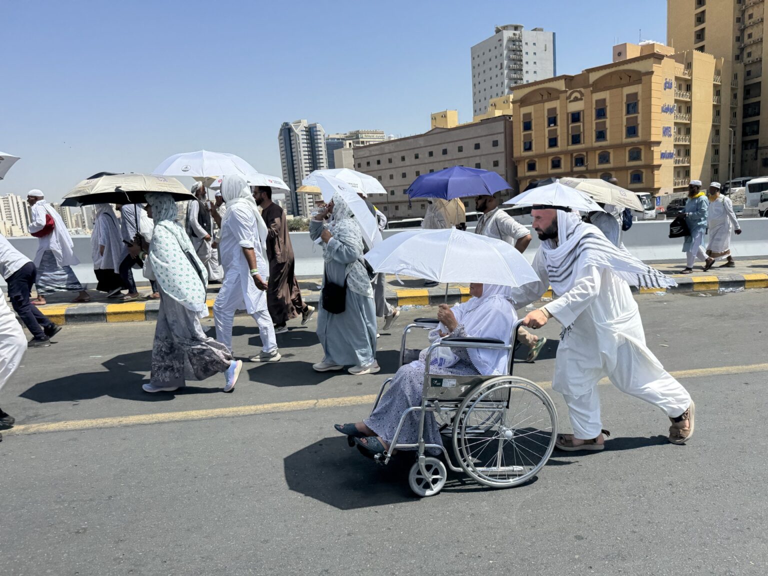 الحجاج المتعجلون يؤدون طواف الوداع في ثاني أيام التشريق | أخبار