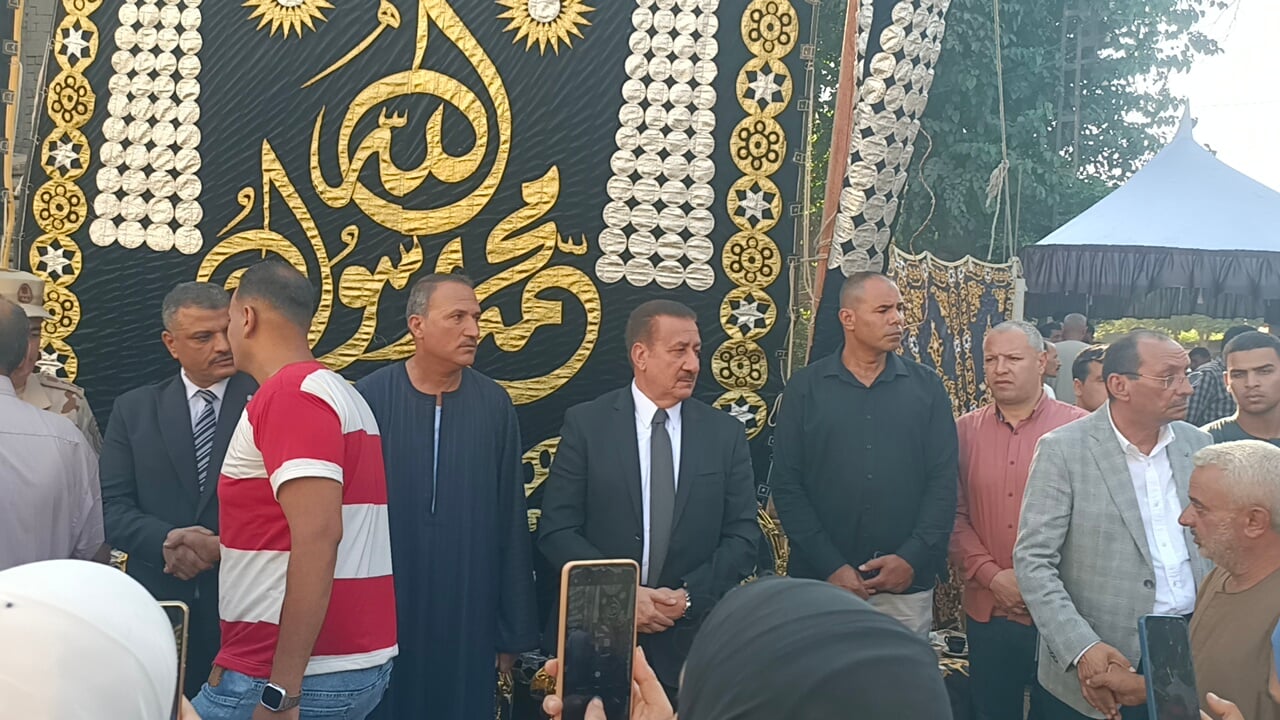 جانب من العزاء جانب من العزاء