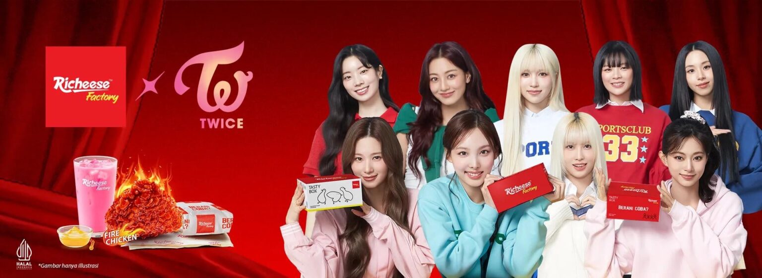 مرتين × لافتة مصنع ريتشيز