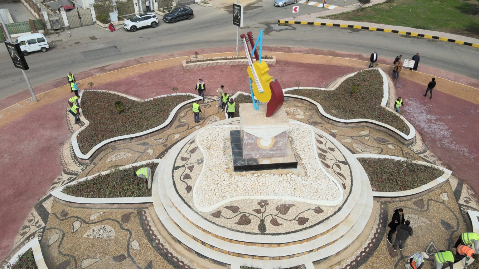 3 فرص استثمارية في الشروق.. مشروعات صحية وتجارية ومدرسة بـ 85 مليون جنيه 