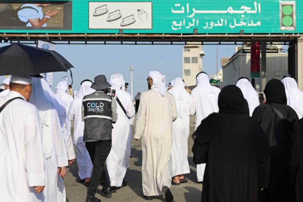 مكتب شؤون حجاج الدولة يواصل مهامه التنظيمية والميدانية لاستكمال المناسك بيسر و طمأنينة Al Bayan