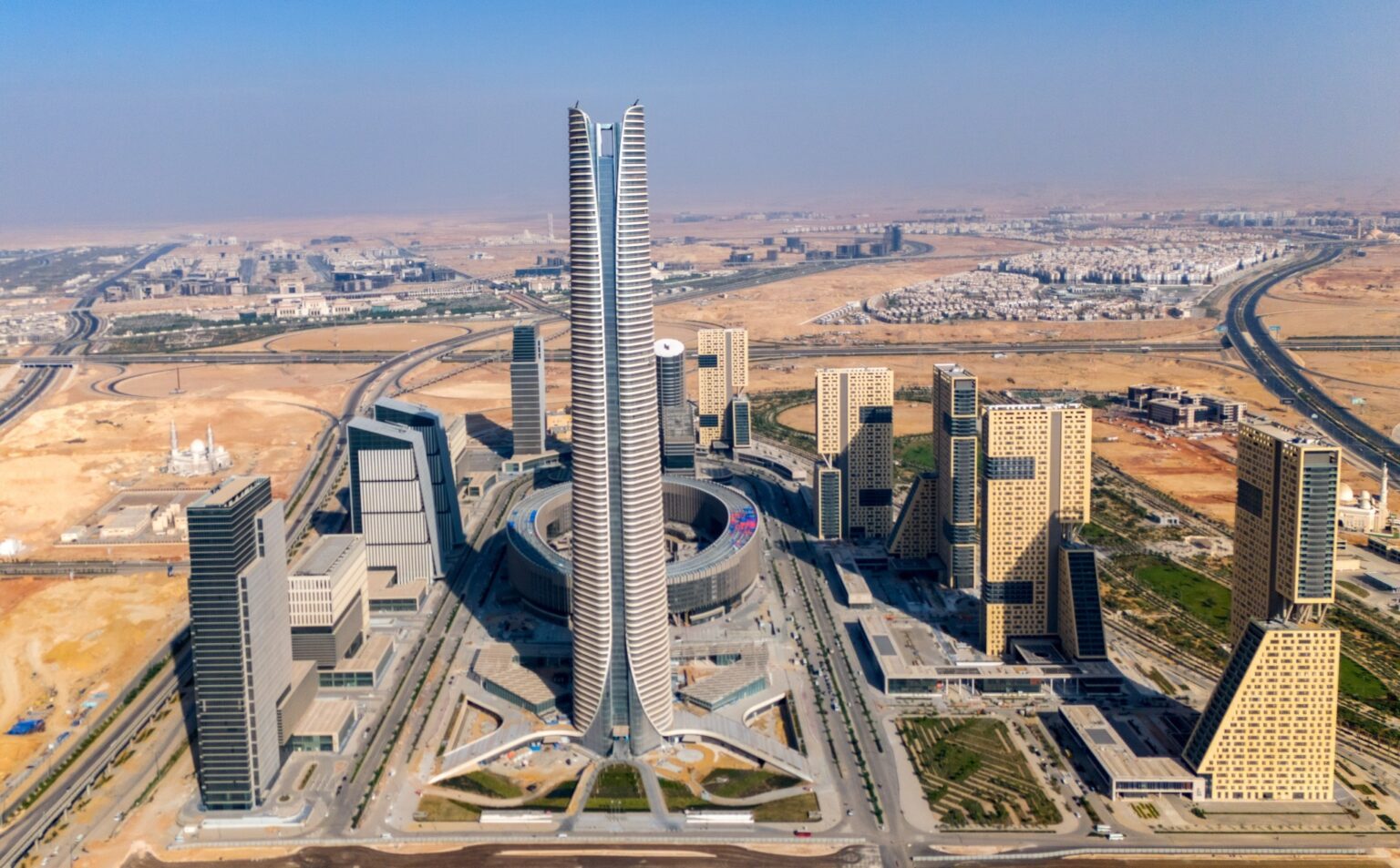 دولة جديدة تنضم لعاصمة النور.. بيرو تستعد لنقل مقر السفارة من القاهرة للعاصمة الإدارية دولة جديدة تنضم لعاصمة النور.. بيرو تستعد لنقل مقر السفارة من القاهرة للعاصمة الإدارية