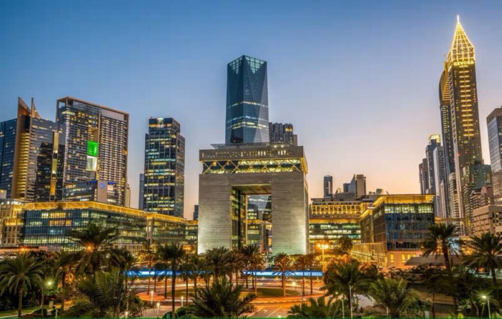 “إس آند بي” ترفع التصنيف الائتماني للإمارات مع نظرة مستقبلية مستقرة Al Bayan