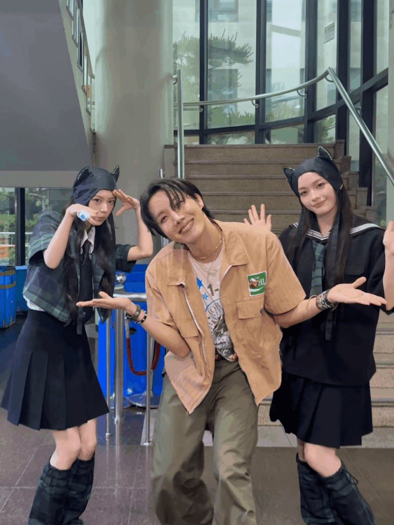 BTS J -Hope with Illit Moka & Iroha - "Killin 'It Girl" Challenge Dance (250620)