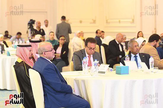 خلال المؤتمر