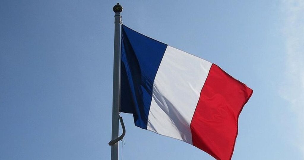 فرنسا تدين العدوان على الضاحية الجنوبية لبيروت وتطالب … فرنسا تدين العدوان على الضاحية الجنوبية لبيروت وتطالب ...