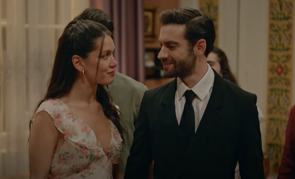 مسلسل المشردون الحلقة 26.. ديفران يختار عزيزة ويعارض والدته مسلسل المشردون الحلقة 26.. ديفران يختار عزيزة ويعارض والدته