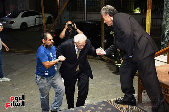 الفنان القدير رشوان توفيق