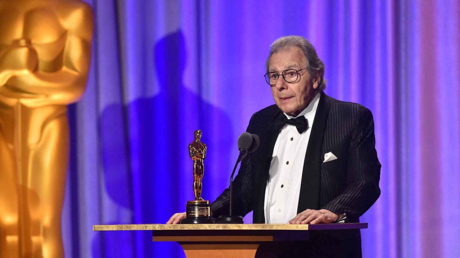 رحيل لالو شيفرين.. صاحب النغمة الخالدة لـ"مهمة مستحيلة" – إرم نيوز رحيل لالو شيفرين.. صاحب النغمة الخالدة لـ"مهمة مستحيلة" - إرم نيوز