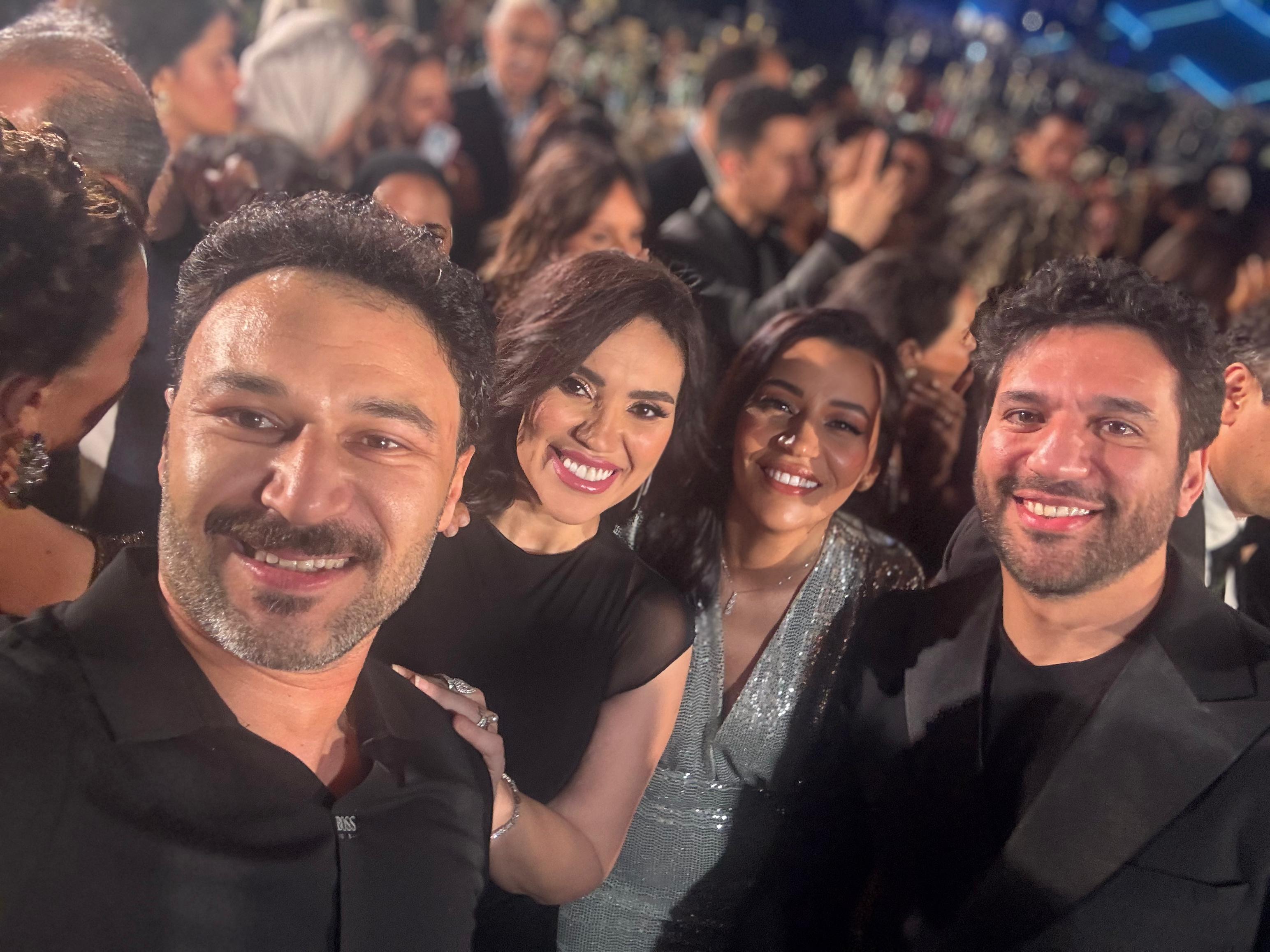 حسن الرداد ودياب و السيناريست مدحت العدل والمخرجة بتول عرفة ومحمد العمروسي ومي فاروق ومي كساب وأنوشكا