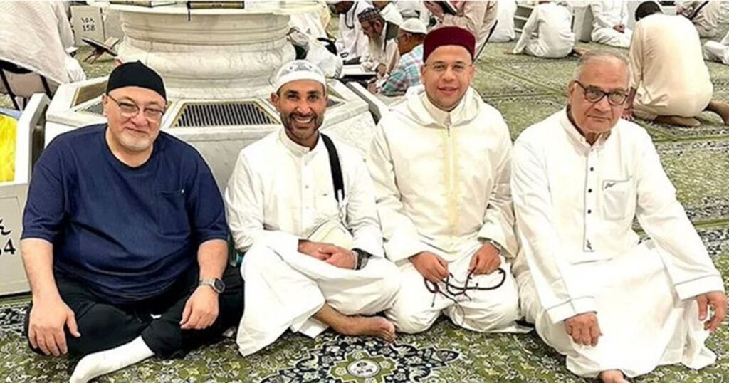 خالد الجندي يمتدح أحمد سعد في الحج.. "تاب وأزال الوشوم" ...