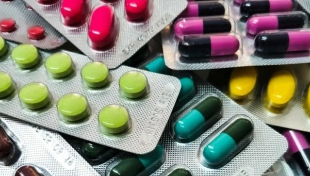 من هي المتورطة في ملف تهريب الدواء وإدخال المزور منه عبر مطار بيروت؟