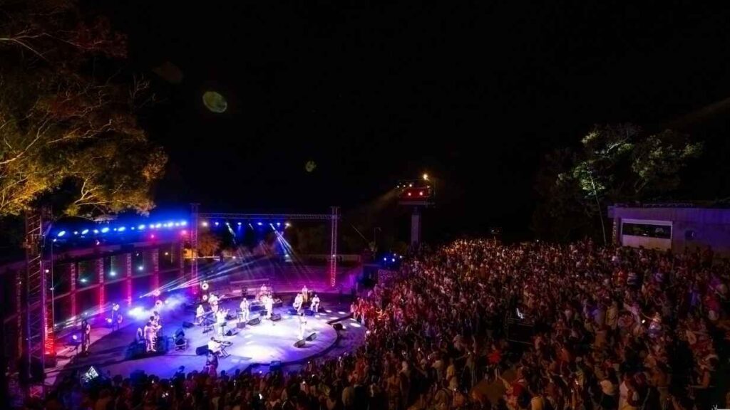 تونس.. مهرجان الحمامات الدولي ينبض بالموسيقى والمسرح - إرم نيوز