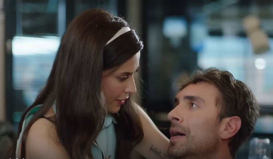 مسلسل الغرفة المزدوجة الحلقة 4.. كشف أسرار ماضي نيلوفر وكان في ورطة