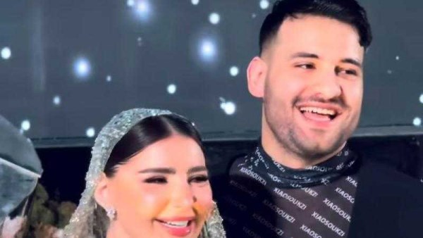 أنا ومراتي بنموت ياريت تدعولنا