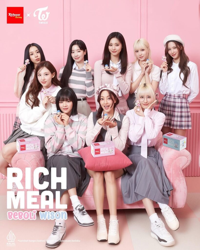 250618 تحديث Richeese Factory Instagram - "مهلا ، مرة واحدة وملفات الجبن! هناك مفاجأة خاصة من ريتشي المصنع X مرتين مضمونًا لتجعلك سحق. تخمين ما يمكن أن يكون لطيفًا مثل الأعضاء مرتين أنفسهم؟ 💘🧚‍♀"