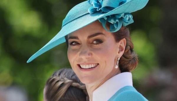 كيت ميدلتون تستلهم إطلالة ديانا في عيد ميلاد الملك تشارلز