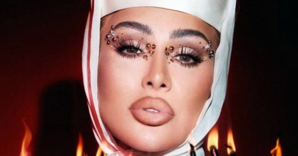 مايا دياب… ابتكار مثير لكليب جديد مايا دياب... ابتكار مثير لكليب جديد