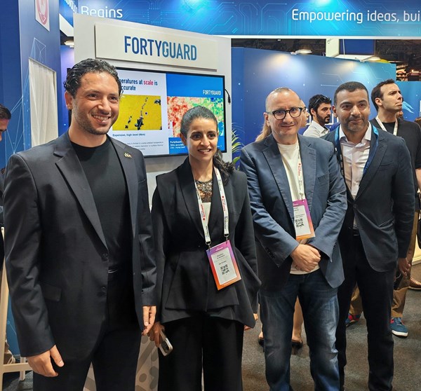 شيخة النويس تشارك في معرض «فيفا تِك 2025» بباريس