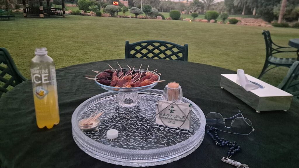 نجاح عملية استبدال صمام تاجي بمساعدة الروبوت في مكة