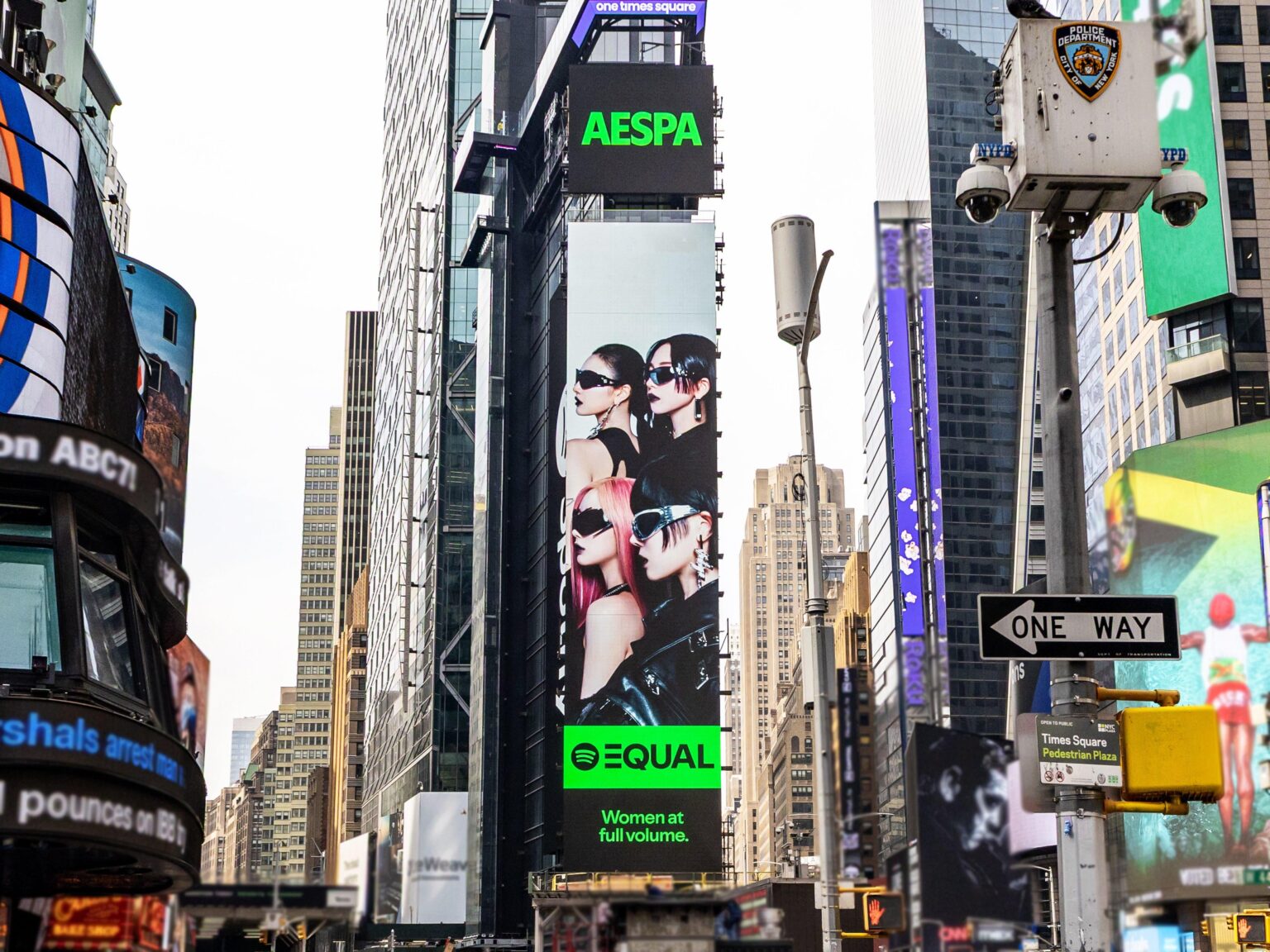 250610 AESPA Twitter Update - تحقق من ذلك على قائمة تشغيل @spotifykr متساوية في كوريا وانتظر حتى يصل "Dirty Work"! شكرا لك spotify 🖤