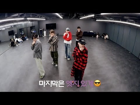 SHINee - 'الشاعر | ممارسة الرقص الفنان وراء [ENG SUB]