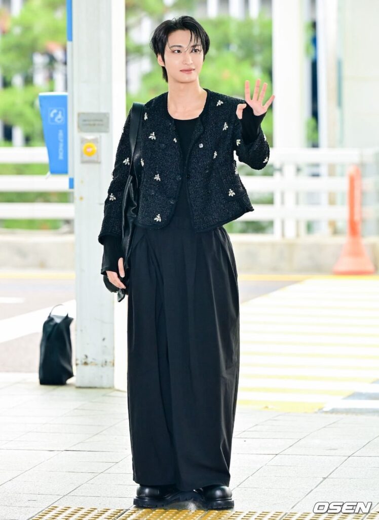سوف يسير Ateez Seonghwa على المدرج كنموذج لعرض Songzio S/S 2026 في باريس